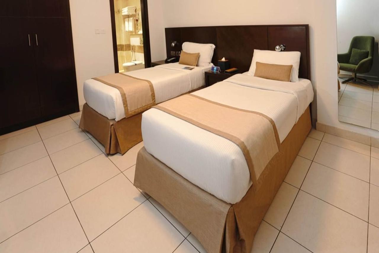 Mena Aparthotel Albarsha At The Mall Dubaj Zewnętrze zdjęcie